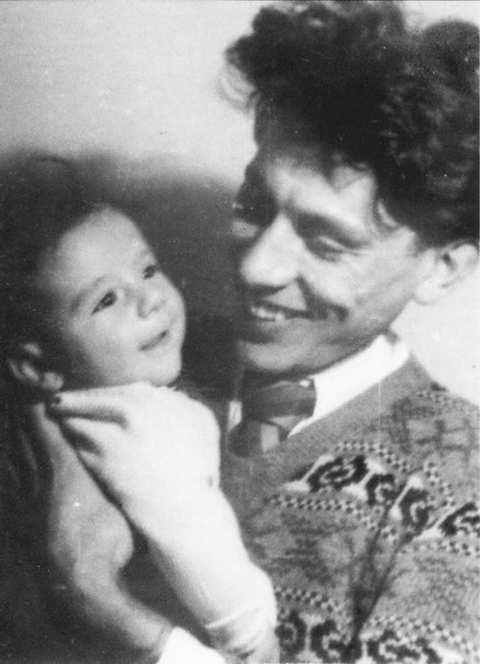 Мечик Донат Исаакович с маленьким Сергеем Довлатовым
