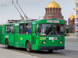 В Новосибирске стартовал безлимитный проездной  